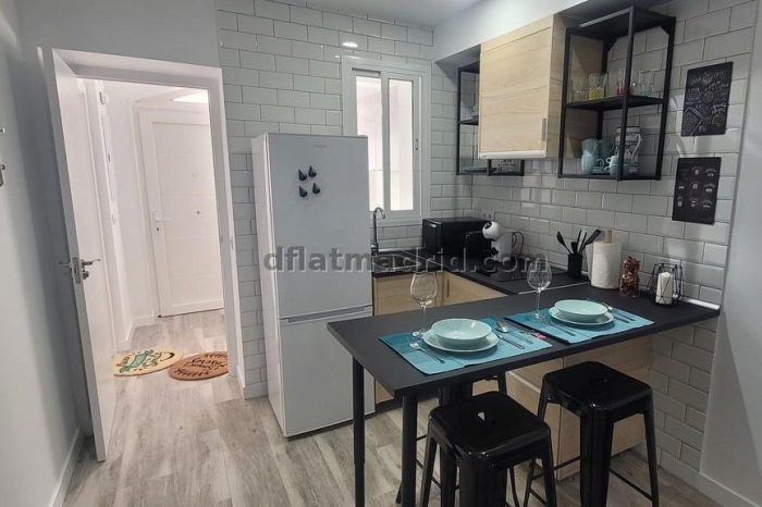 Apartamento Luminoso en Chamartin de 1 Dormitorio #1851 en Madrid