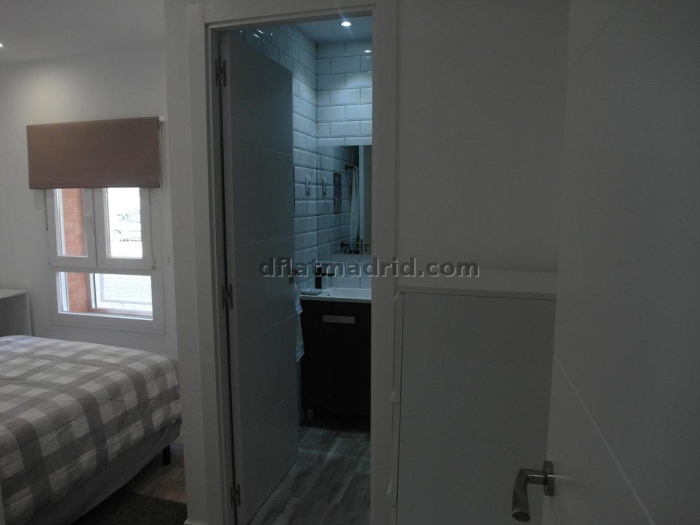 Apartamento Luminoso en Chamartin de 1 Dormitorio #1851 en Madrid