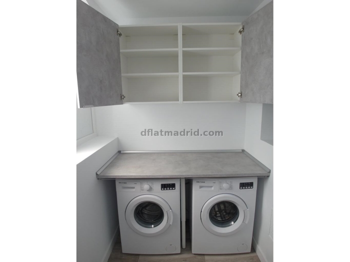 Apartamento Luminoso en Chamartin de 1 Dormitorio #1851 en Madrid