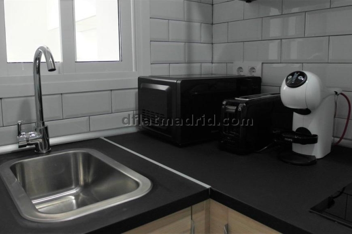 Apartamento Luminoso en Chamartin de 1 Dormitorio #1851 en Madrid