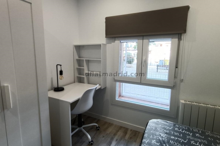 Apartamento Luminoso en Chamartin de 1 Dormitorio #1852 en Madrid