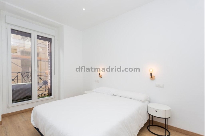 Apartamento en Centro de 1 Dormitorio #1858 en Madrid