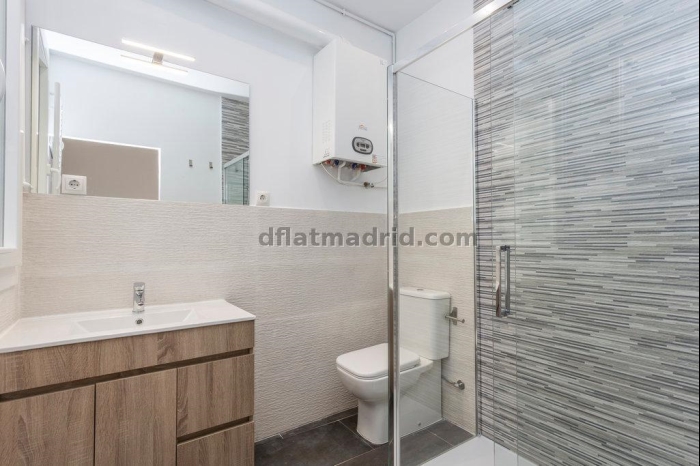 Apartamento en Centro de 1 Dormitorio #1858 en Madrid