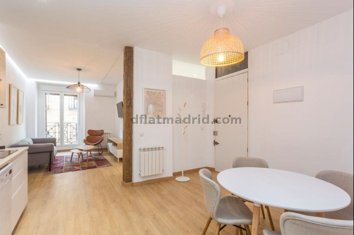 Apartamento en Centro de 1 Dormitorio #1858 en Madrid