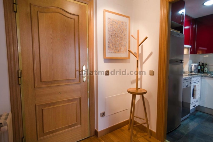 Apartamento en Centro de 1 Dormitorio #1859 en Madrid