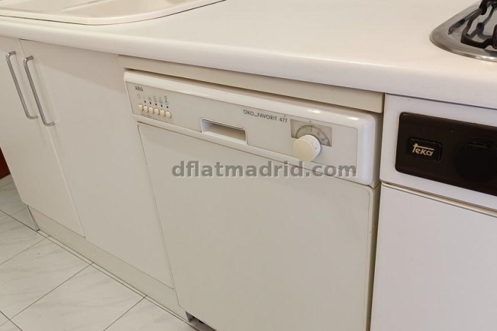 Apartamento Amplio en Moratalaz de 3 Dormitorios con terraza #1869 en Madrid