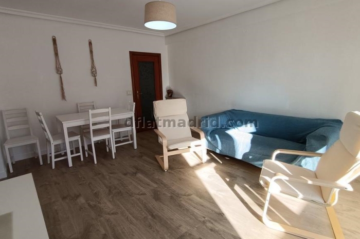 Apartamento Amplio en Moratalaz de 3 Dormitorios con terraza #1869 en Madrid