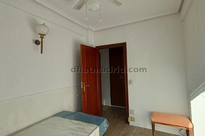 Apartamento Amplio en Moratalaz de 3 Dormitorios con terraza #1869 en Madrid