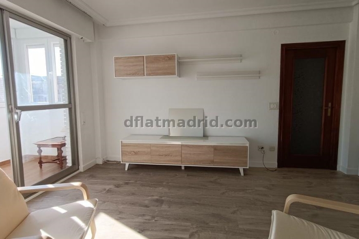 Apartamento Amplio en Moratalaz de 3 Dormitorios con terraza #1869 en Madrid