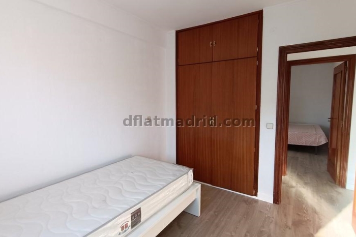 Apartamento Amplio en Moratalaz de 3 Dormitorios con terraza #1869 en Madrid