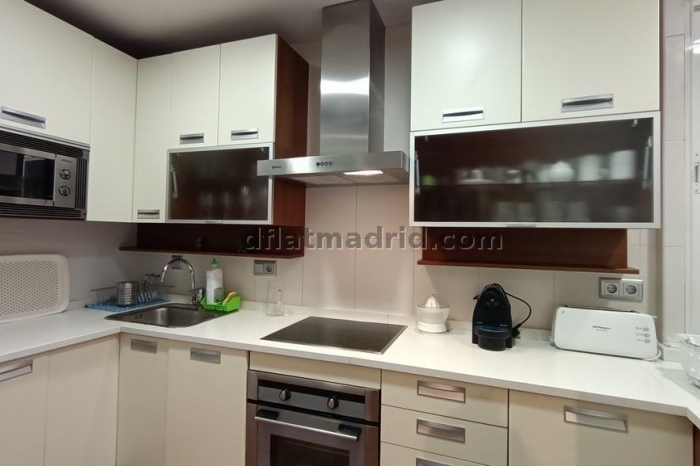 Apartamento Tranquilo en Chamartin de 1 Dormitorio #340 en Madrid