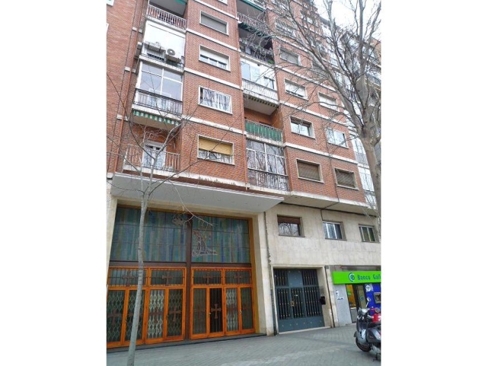 Apartamento Tranquilo en Chamartin de 1 Dormitorio #340 en Madrid