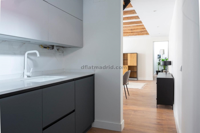 Spacious Penthouse in Centro of 2 Bedrooms #1906 in Madrid