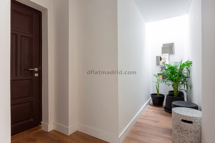 Spacious Penthouse in Centro of 2 Bedrooms #1906 in Madrid