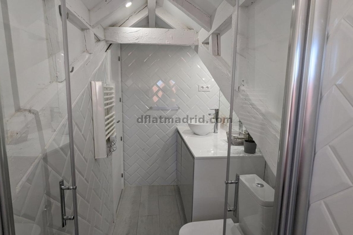 Apartamento en Centro de 1 Dormitorio #1910 en Madrid