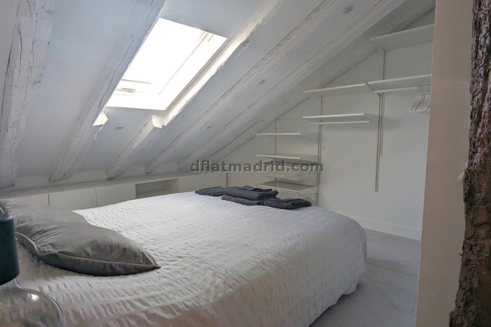 Apartamento en Centro de 1 Dormitorio #1910 en Madrid