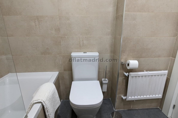 Apartamento en Tetuan de 2 Dormitorios #1911 en Madrid