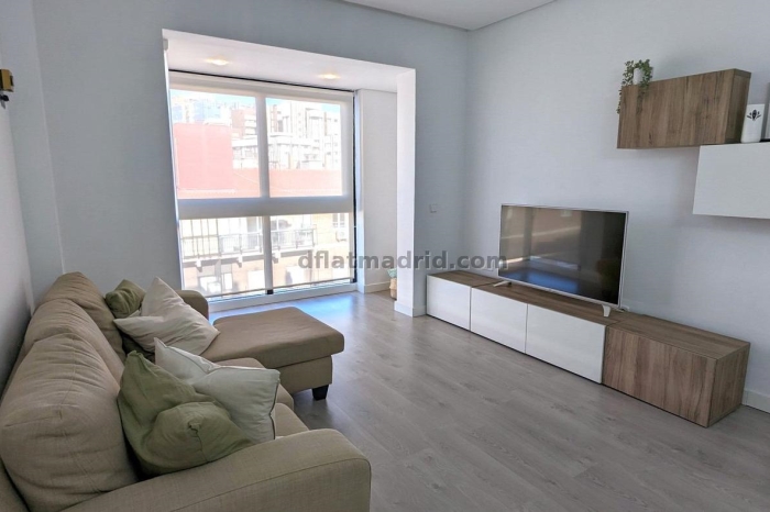 Apartamento en Tetuan de 2 Dormitorios #1911 en Madrid