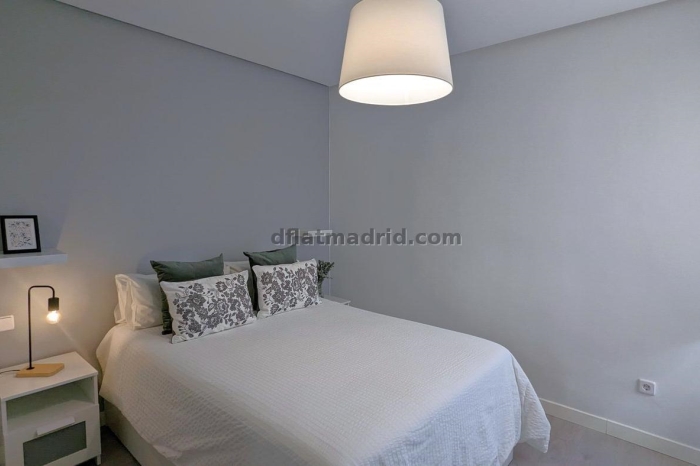 Apartamento en Tetuan de 2 Dormitorios #1911 en Madrid