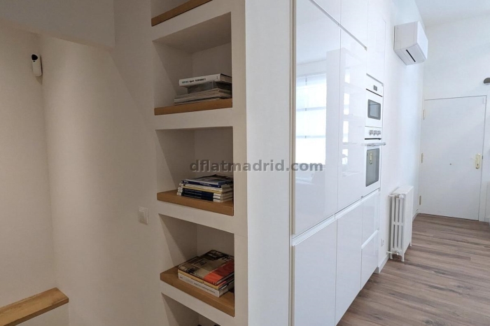 Spacious Dúpkex in Tetuan of 3 Bedrooms with Terrace #1914 in Madrid