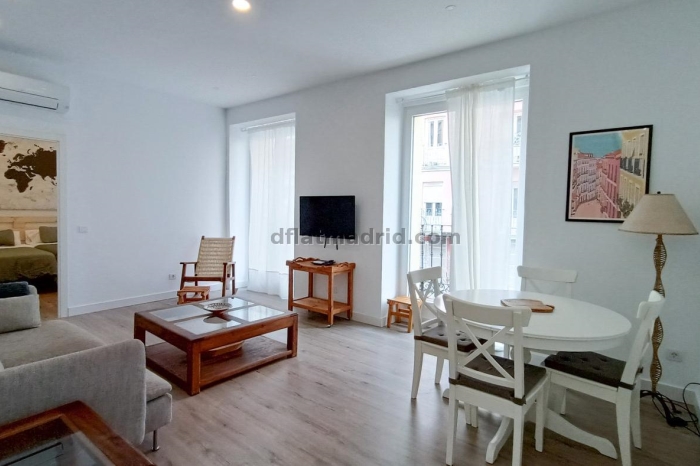 Bright Apartment in Centro of 2 Bedrooms #1908 in Madrid