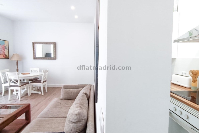 Bright Apartment in Centro of 2 Bedrooms #1908 in Madrid