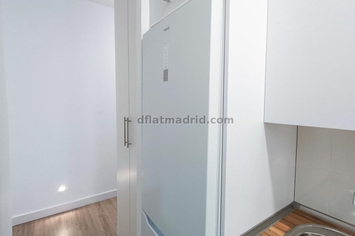 Bright Apartment in Centro of 2 Bedrooms #1908 in Madrid