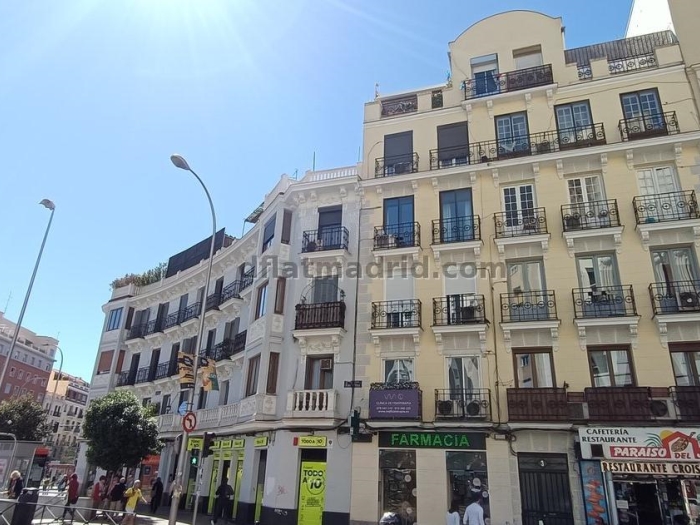 Apartamento Tranquilo en Tetuan de 1 Dormitorio #1916 en Madrid