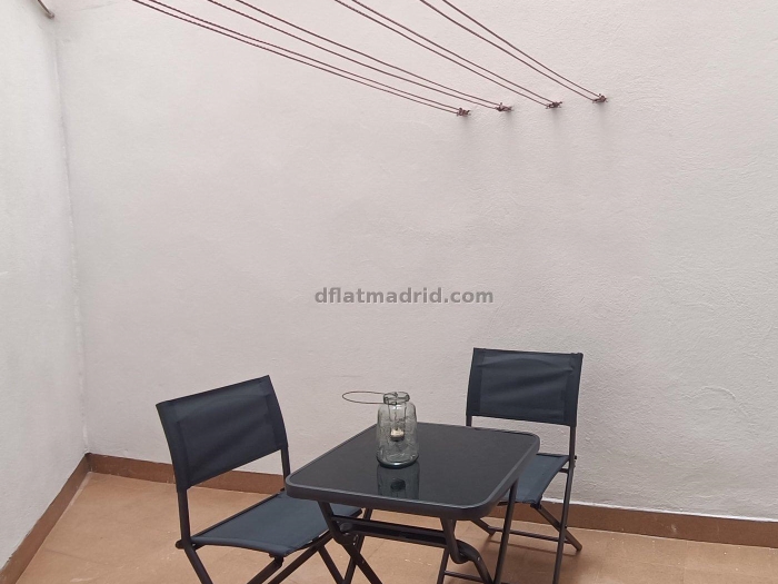 Apartamento con Terraza de 1 Dormitorio #1918 en Madrid