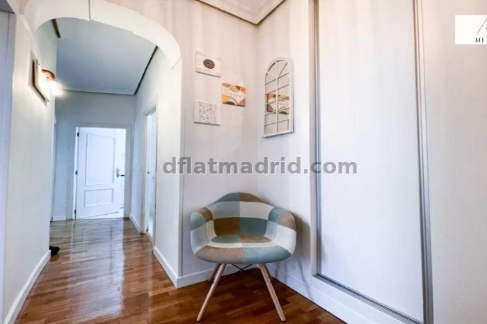 Apartamento luminoso en Chamberi de 1 Dormitorio #1917 en Madrid