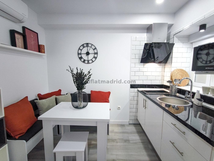 Cosy Apartment in Chamartin of 1 Bedroom #1890 in Madrid