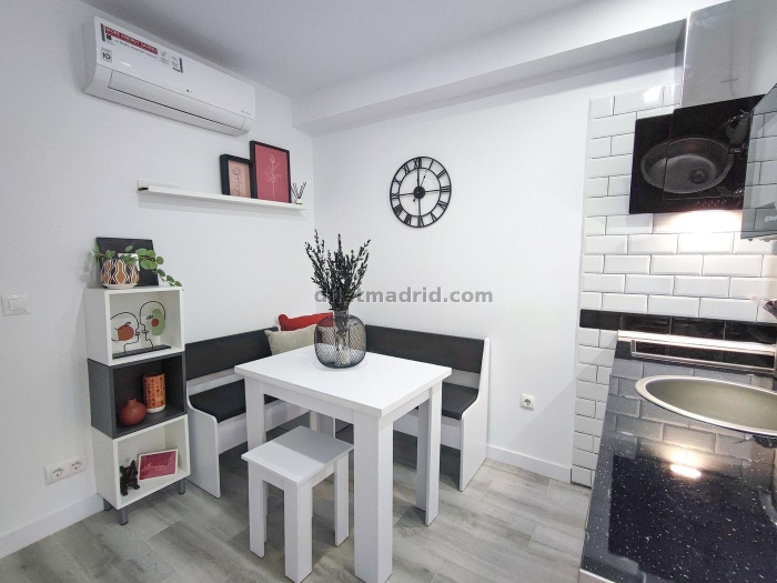 Cosy Apartment in Chamartin of 1 Bedroom #1890 in Madrid