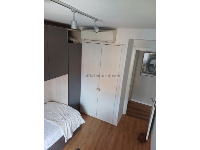 Apartamento con Terraza en Fuencarral de 3 Dormitorios #1933 en Madrid