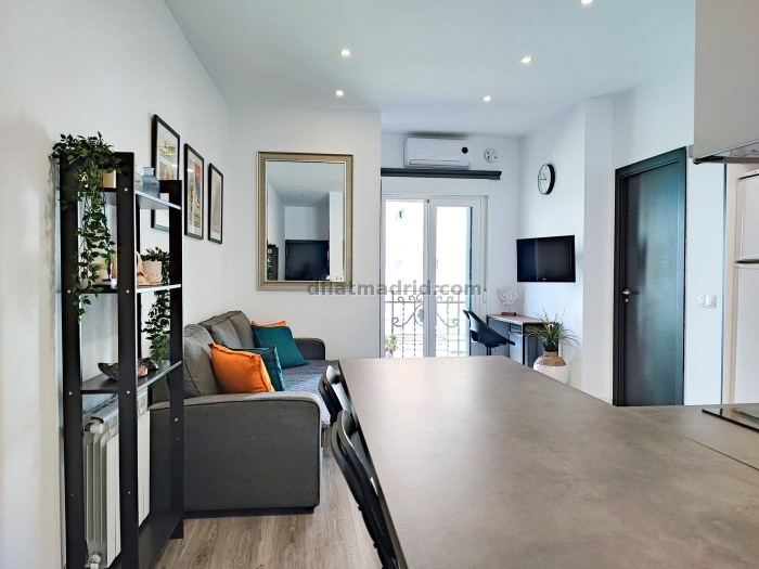 Apartamento en Moncloa de 2 Dormitorios #1935 en Madrid