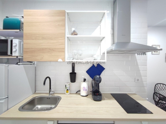Apartamento en Cuzco de 1 Dormitorio #1944 en Madrid