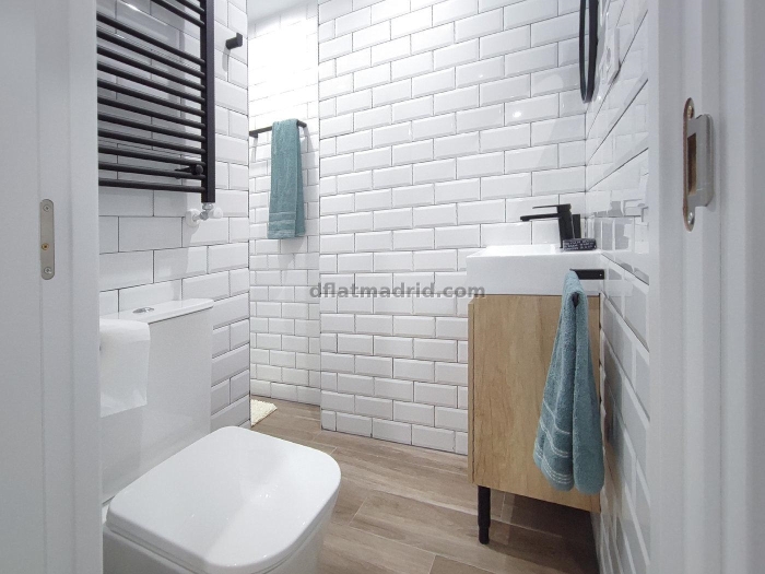Apartamento en Tetuan de 1 Dormitorio #1945 en Madrid