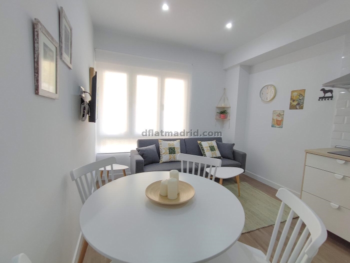 Apartamento en Tetuan de 1 Dormitorio #1945 en Madrid