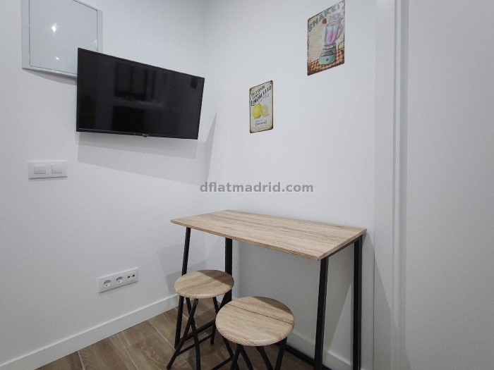 Apartamento en Tetuan de 1 Dormitorio #1947 en Madrid