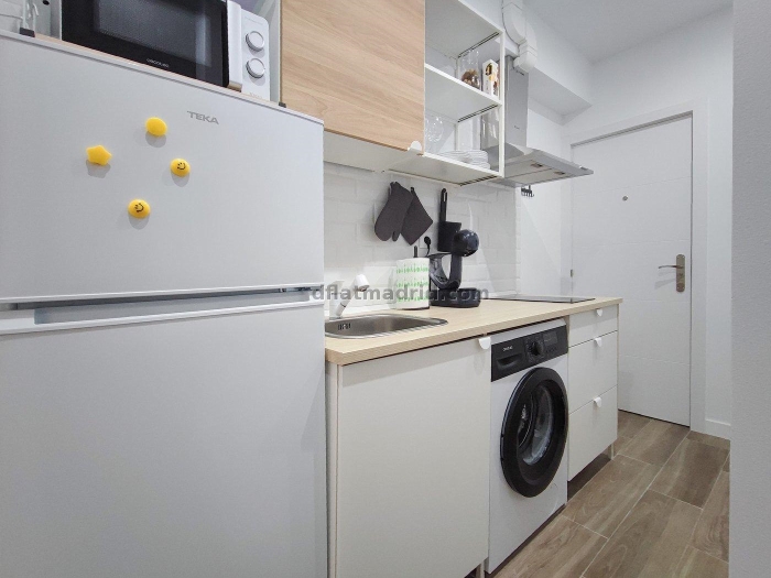 Apartamento en Tetuan de 1 Dormitorio #1947 en Madrid