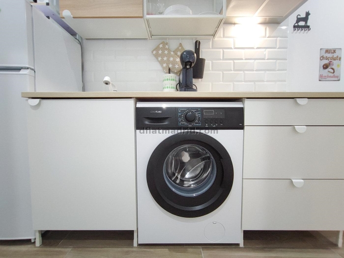 Apartamento en Tetuan de 1 Dormitorio #1948 en Madrid