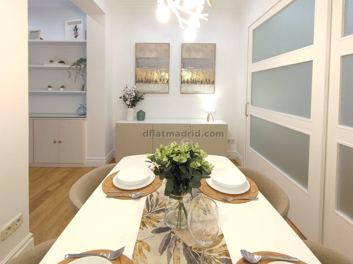 Apartamento en Chamberi de 2 Dormitorios #1941 en Madrid