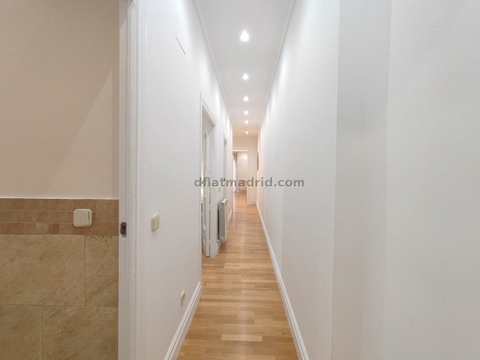 Apartamento en Chamberi de 2 Dormitorios #1941 en Madrid