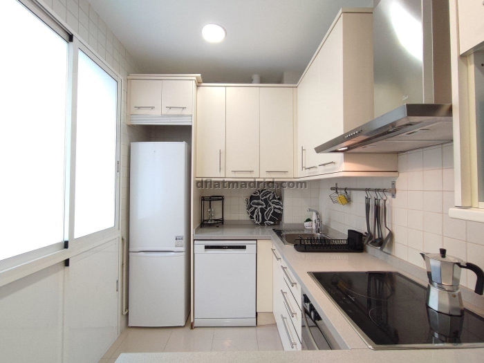 Apartamento en Chamberi de 2 Dormitorios #1941 en Madrid