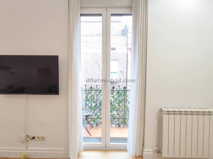 Apartamento en Chamberi de 2 Dormitorios #1941 en Madrid