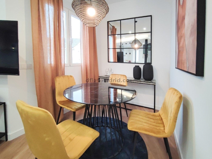 Apartamento en Chamberi de 1 Dormitorio #1957 en Madrid