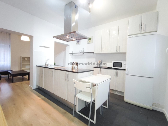 Cosy Apartment in Tetuan of 1 Bedroom #1956 in Madrid