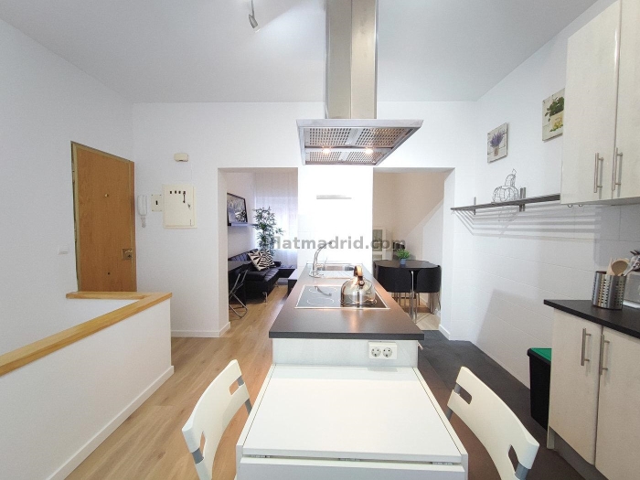 Cosy Apartment in Tetuan of 1 Bedroom #1956 in Madrid