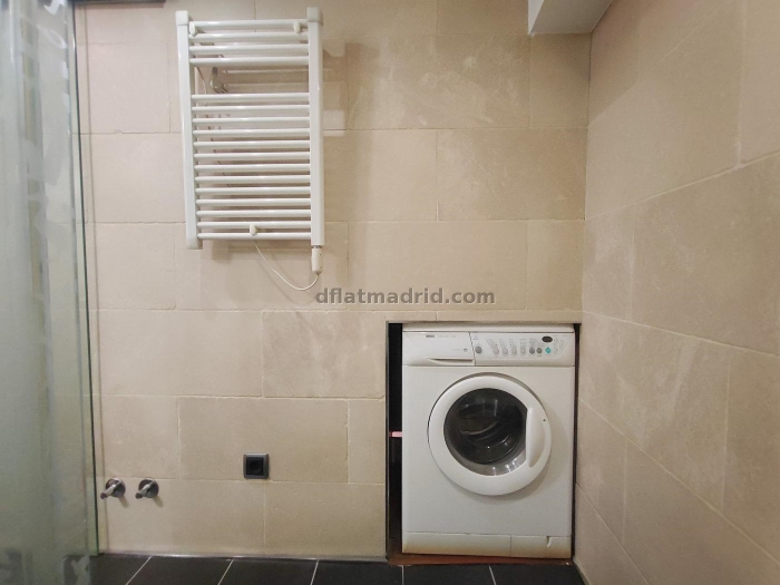 Apartamento Acogedor en Principe Pio de 1 Dormitorio #1963 en Madrid