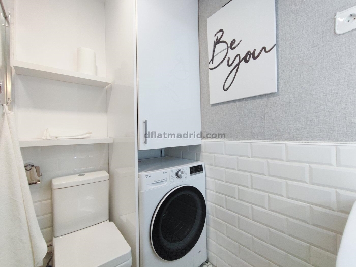 Apartamento Acogedor en Arganzuela de 1 Dormitorio #1954 en Madrid