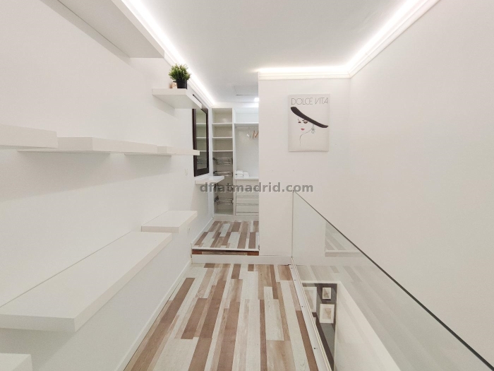 Apartamento Acogedor en Arganzuela de 1 Dormitorio #1954 en Madrid